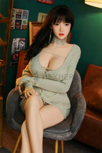 Laden Sie das Bild in den Galerie-Viewer, Bettträumende Lebensechte Sexpuppe - 165cm