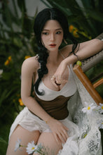 Laden Sie das Bild in den Galerie-Viewer, China Woman Silicone Sex Doll 164cm
