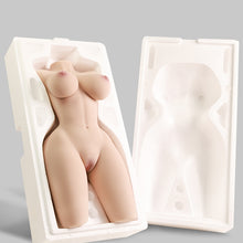 Carica l&#39;immagine nel visualizzatore di Gallery, NUOVO! Torso della bambola del sesso dalla pelle abbronzata UK